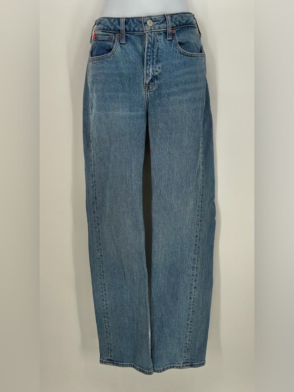 Abercrombie Curve Love High Rise 90s Relaxed Jeans Medium Wash 24